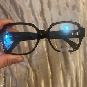 Blue light glasses